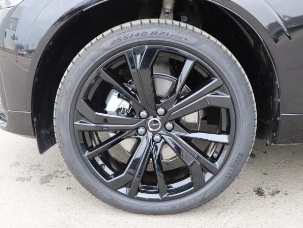 Volvo XC60 II Рестайлинг 2 с пробегом 2025 года, цена 6 090 000 рублей, 25 км, внедорожник, Автокод Объявления