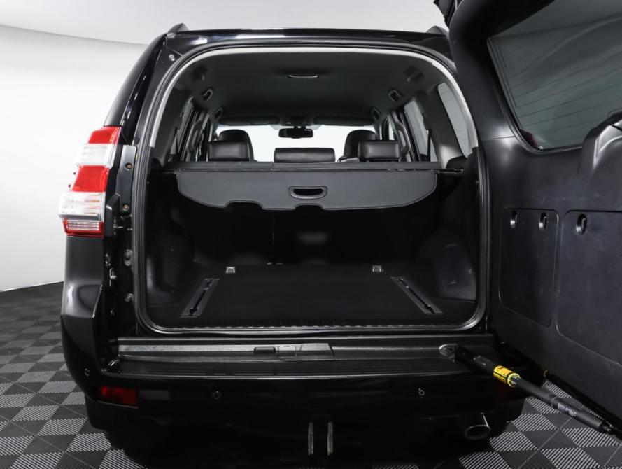 Toyota Land Cruiser Prado 150 Series Рестайлинг 1 Москва  - изображение 10