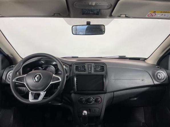 Renault Logan II Рестайлинг с пробегом 2019 года, цена 985 000 рублей, 120350 км, седан, Автокод Объявления