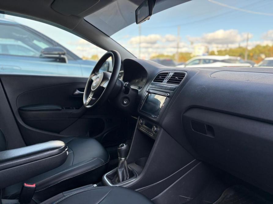 Volkswagen Polo V Череповец  - изображение 13