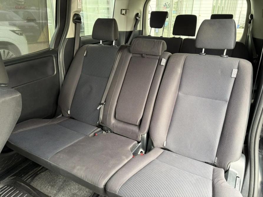 Toyota Voxy III (R80) Рестайлинг Москва  - изображение 22
