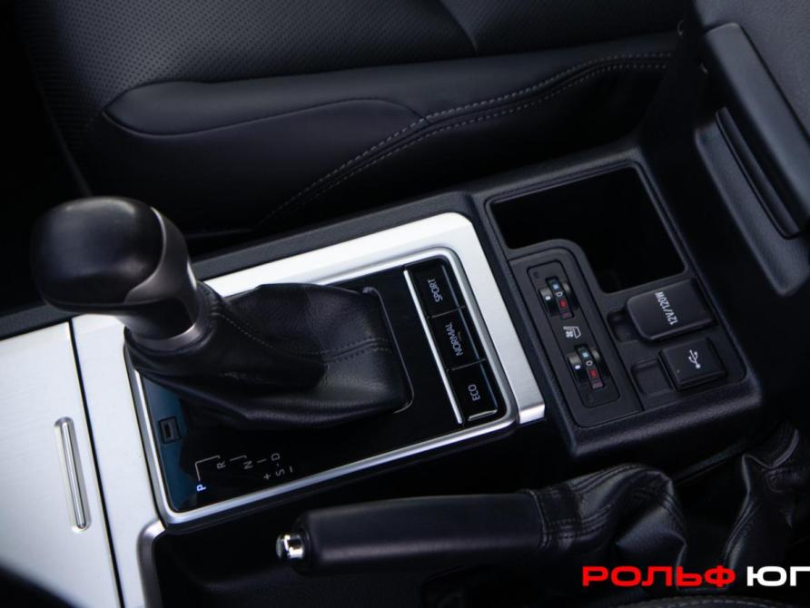Toyota Land Cruiser Prado 150 Series Рестайлинг 3 Москва  - изображение 15