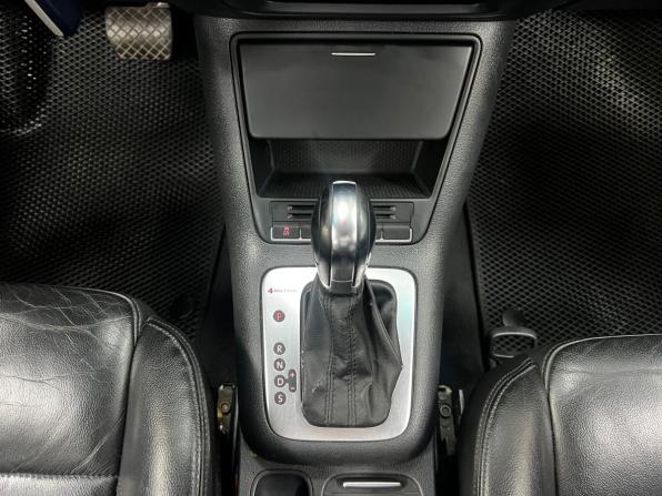 Volkswagen Tiguan I Рестайлинг с пробегом 2012 года, цена 930 000 рублей, 305872 км, внедорожник, Автокод Объявления