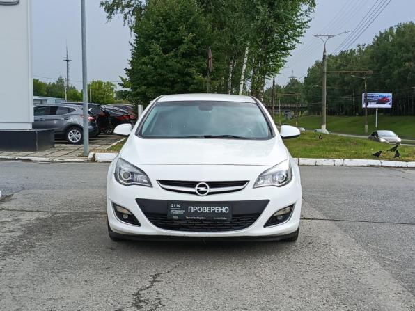 Opel Astra J Рестайлинг с пробегом 2012 года, цена 426 000 рублей, 401667 км, седан, Автокод Объявления