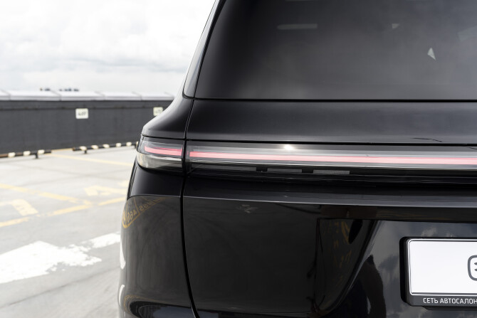 Li Auto (Lixiang) L9 I с пробегом 2024 года, цена 7 990 000 рублей, 78 км, внедорожник, Автокод Объявления