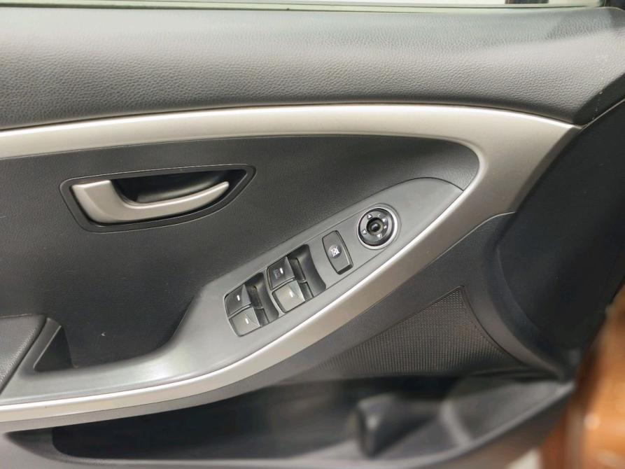 Hyundai i30 II Челябинск  - изображение 5