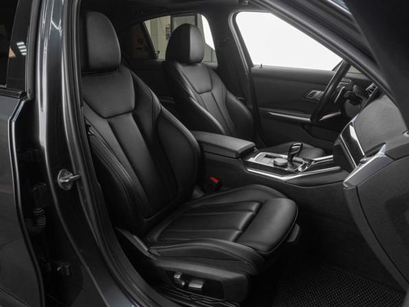 BMW 3 серии VII (G2x) с пробегом 2021 года, цена 4 499 000 рублей, 46645 км, седан, Автокод Объявления