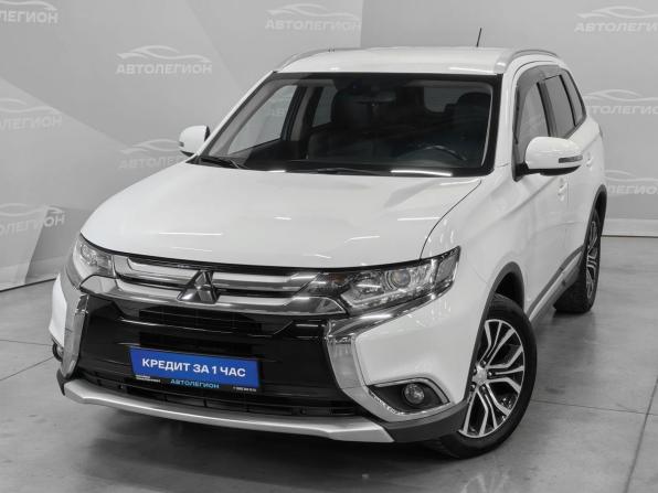 Mitsubishi Outlander III Рестайлинг 2 с пробегом 2016 года, цена 2 480 000 рублей, 71100 км, внедорожник, Автокод Объявления