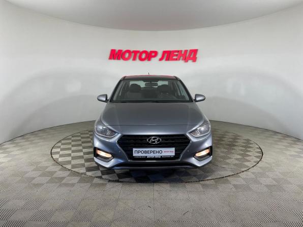 Hyundai Solaris II с пробегом 2017 года, цена 945 000 рублей, 172314 км, седан, Автокод Объявления