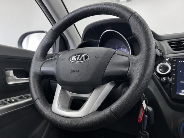 Kia Rio III с пробегом 2013 года, цена 949 000 рублей, 121671 км, хэтчбек, Автокод Объявления