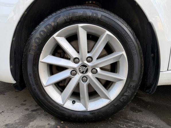 Skoda Superb II Рестайлинг с пробегом 2014 года, цена 1 190 000 рублей, 192310 км, лифтбек, Автокод Объявления