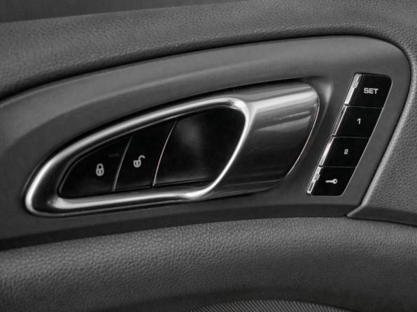 Porsche Cayenne II Рестайлинг (958) с пробегом 2015 года, цена 3 700 000 рублей, 178620 км, внедорожник, Автокод Объявления