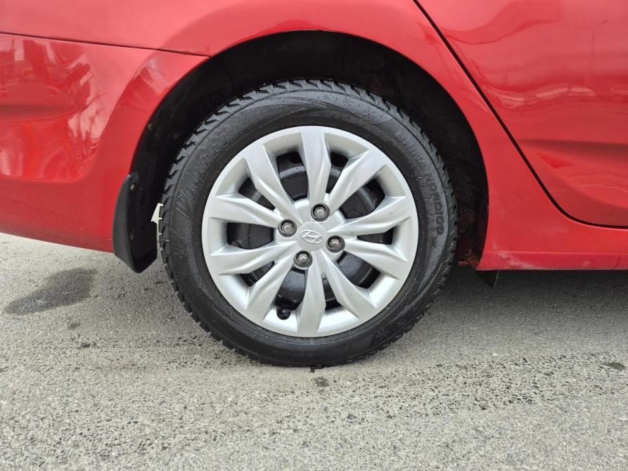 Hyundai Solaris I Екатеринбург  - изображение 12