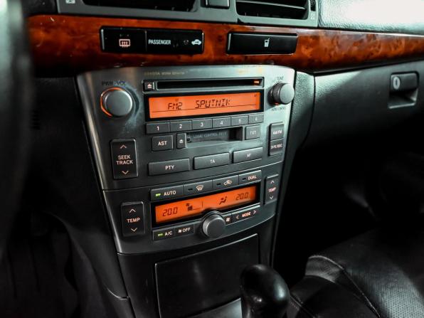 Toyota Avensis II с пробегом 2006 года, цена 800 000 рублей, 229010 км, седан, Автокод Объявления