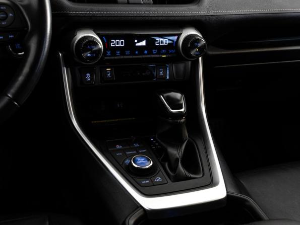 Toyota RAV4 V (XA50) с пробегом 2019 года, цена 3 099 000 рублей, 126000 км, внедорожник, Автокод Объявления