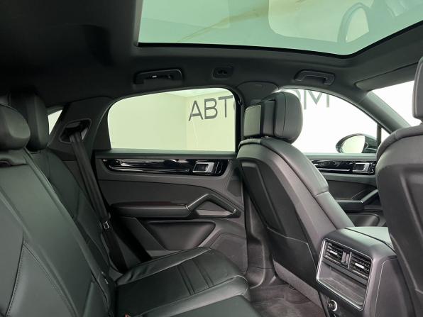 Porsche Cayenne III с пробегом 2019 года, цена 8 199 000 рублей, 74250 км, внедорожник, Автокод Объявления