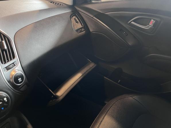 Hyundai ix35 I Рестайлинг с пробегом 2014 года, цена 1 500 000 рублей, 148999 км, внедорожник, Автокод Объявления