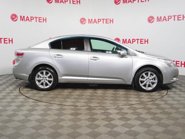 Toyota Avensis III Рестайлинг с пробегом 2011 года, цена 1 099 000 рублей, 200573 км, седан, Автокод Объявления