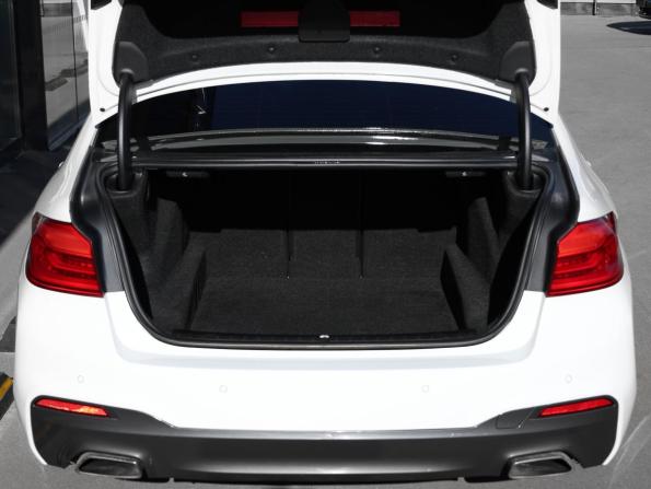 BMW 5 серии VII (G30/G31/G38) с пробегом 2018 года, цена 3 549 000 рублей, 94514 км, седан, Автокод Объявления