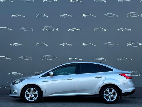 Ford Focus III с пробегом 2013 года, цена 498 500 рублей, 240000 км, седан, Автокод Объявления