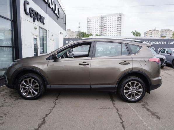 Toyota RAV4 IV (XA40) Рестайлинг с пробегом 2018 года, цена 2 608 000 рублей, 89765 км, внедорожник, Автокод Объявления