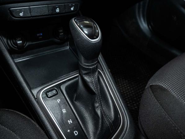 Hyundai Solaris II Рестайлинг с пробегом 2020 года, цена 1 566 000 рублей, 130298 км, седан, Автокод Объявления