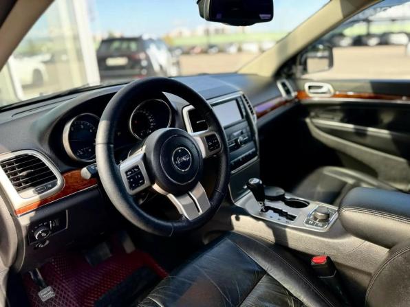 Jeep Grand Cherokee IV (WK2) с пробегом 2012 года, цена 2 100 000 рублей, 222301 км, внедорожник, Автокод Объявления
