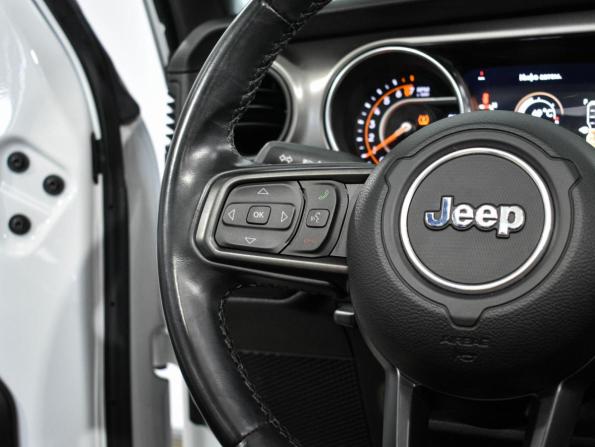 Jeep Wrangler IV (JL) с пробегом 2021 года, цена 4 899 000 рублей, 19400 км, внедорожник, Автокод Объявления