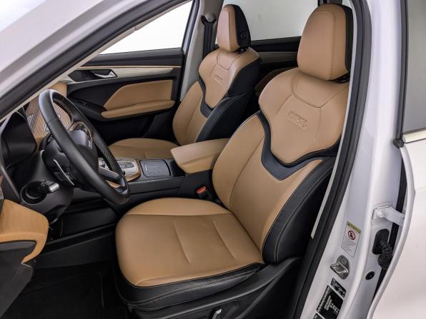 Haval Jolion I с пробегом 2023 года, цена 2 050 000 рублей, 37504 км, внедорожник, Автокод Объявления