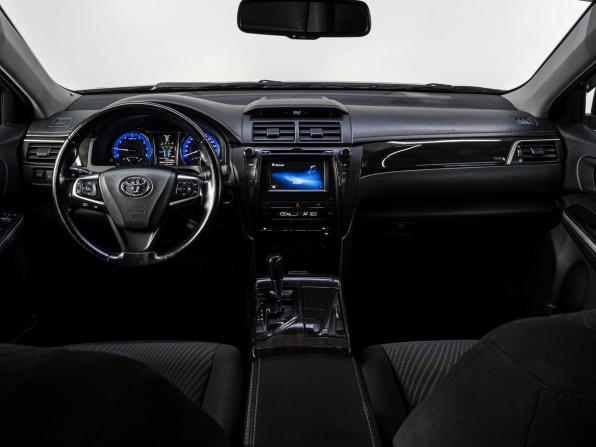 Toyota Camry VII (XV50) Рестайлинг с пробегом 2015 года, цена 1 940 000 рублей, 128479 км, седан, Автокод Объявления