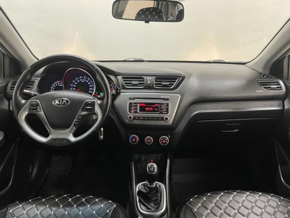 Kia Rio III Рестайлинг с пробегом 2016 года, цена 950 000 рублей, 119683 км, хэтчбек, Автокод Объявления
