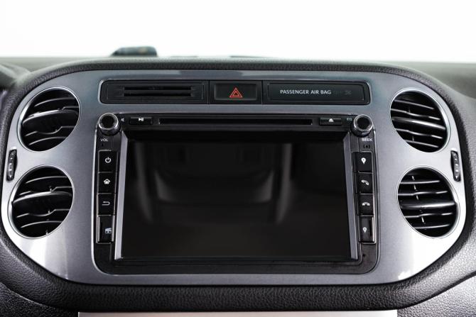 Volkswagen Tiguan I Рестайлинг с пробегом 2014 года, цена 1 639 000 рублей, 137500 км, внедорожник, Автокод Объявления