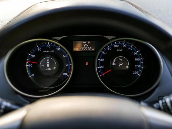 Hyundai ix35 I Рестайлинг с пробегом 2014 года, цена 1 100 000 рублей, 135450 км, внедорожник, Автокод Объявления