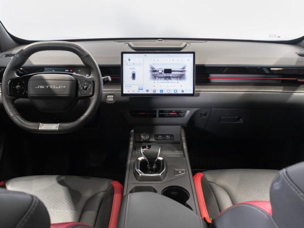JETOUR DASHING I с пробегом 2023 года, цена 2 076 900 рублей, 40500 км, внедорожник, Автокод Объявления