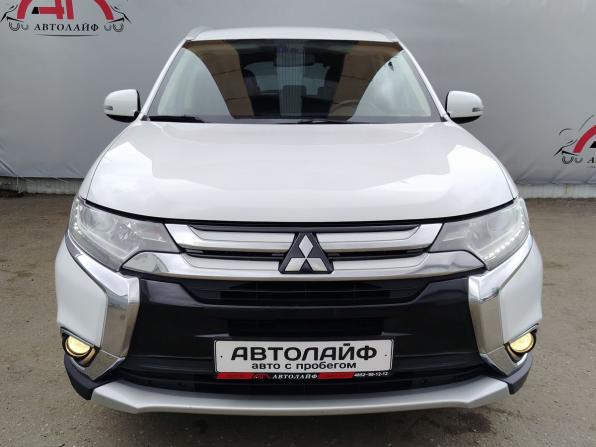 Mitsubishi Outlander III Рестайлинг 2 с пробегом 2015 года, цена 1 749 000 рублей, 177148 км, внедорожник, Автокод Объявления