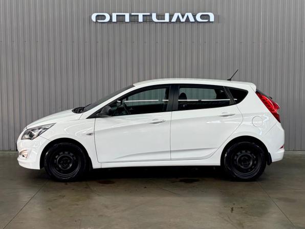 Hyundai Solaris I Рестайлинг с пробегом 2015 года, цена 1 097 000 рублей, 98576 км, хэтчбек, Автокод Объявления