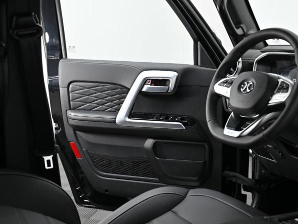 BAIC BJ40 I Рестайлинг с пробегом 2026 года, цена 3 249 000 рублей, 14 км, внедорожник, Автокод Объявления