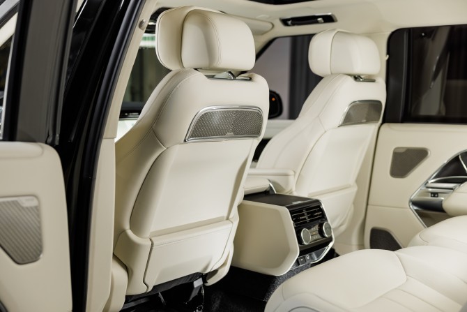 Новый Land Rover Range Rover V 2024 года, цена 31 500 000 рублей, внедорожник, Автокод Объявления