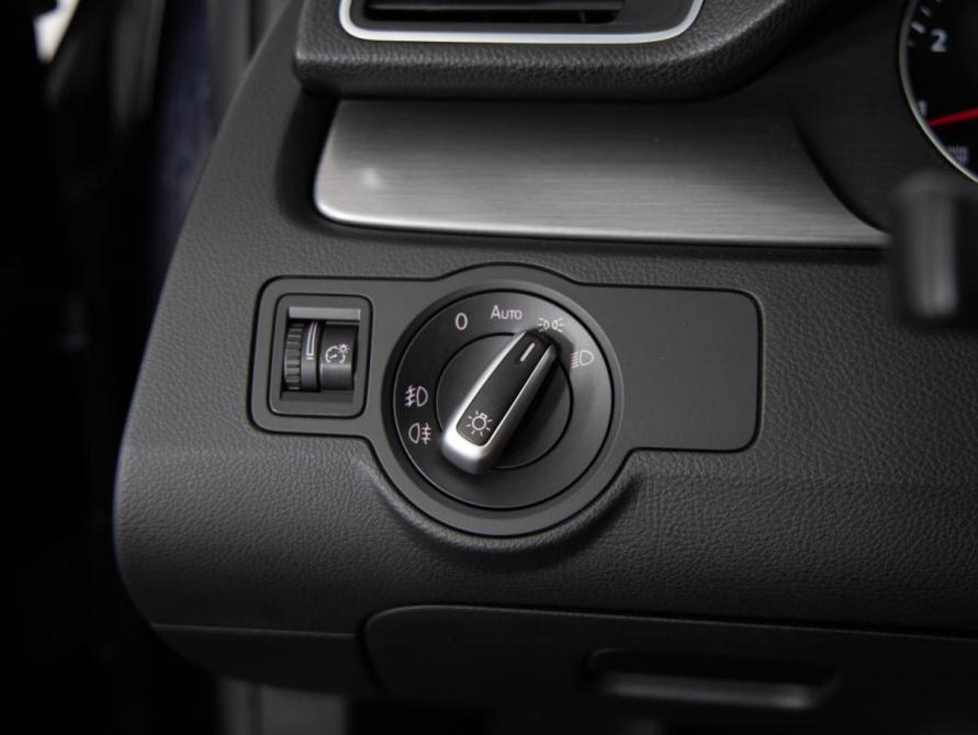 Volkswagen Passat B7 Санкт-Петербург  - изображение 18