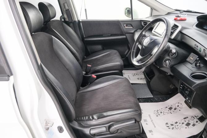 Honda Freed I Рестайлинг 2 с пробегом 2015 года, цена 1 189 000 рублей, 187507 км, компактвэн, Автокод Объявления