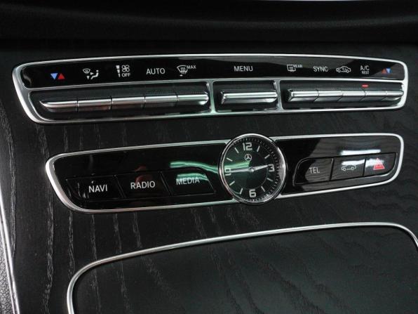 Mercedes-Benz E-Класс V (W213 S213 C238) с пробегом 2020 года, цена 3 860 000 рублей, 53481 км, седан, Автокод Объявления