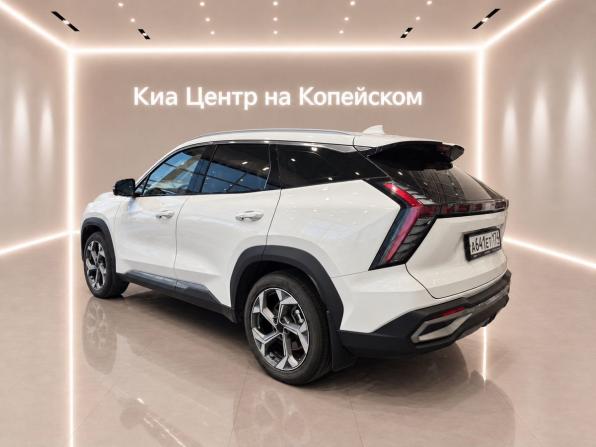 Geely Atlas II с пробегом 2024 года, цена 3 099 000 рублей, 48000 км, внедорожник, Автокод Объявления