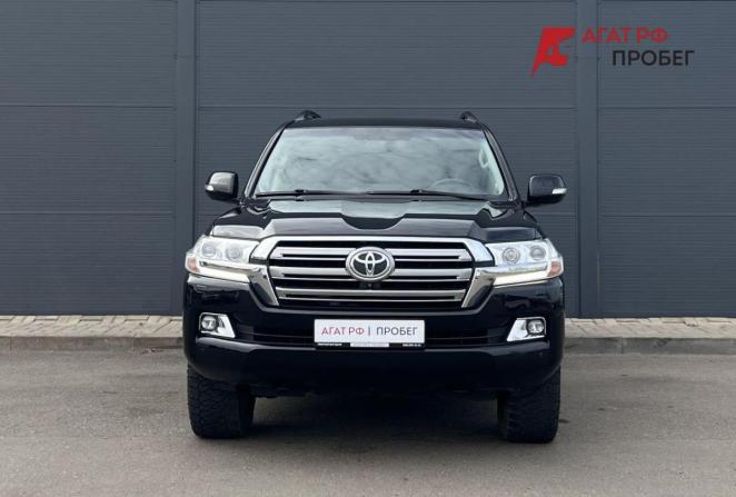 Toyota Land Cruiser 200 Series Рестайлинг 2 с пробегом 2019 года, цена 5 450 000 рублей, 381140 км, внедорожник, Автокод Объявления