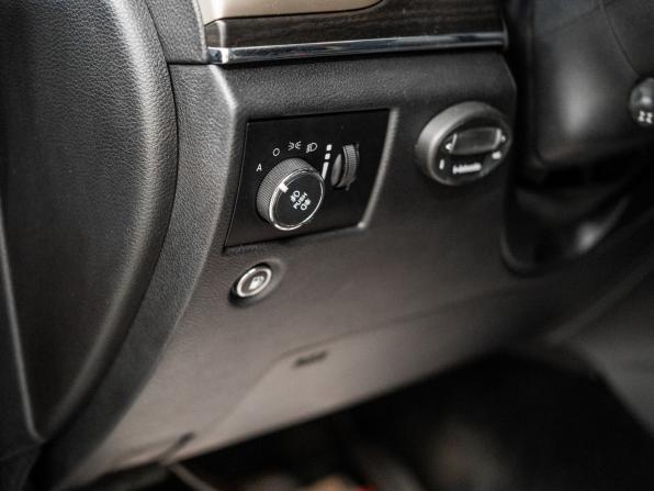 Jeep Grand Cherokee IV (WK2) Рестайлинг с пробегом 2013 года, цена 2 549 000 рублей, 250709 км, внедорожник, Автокод Объявления