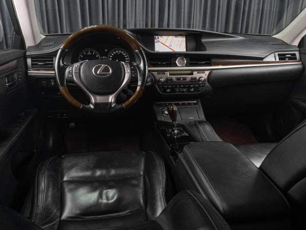 Lexus ES VI Рестайлинг с пробегом 2015 года, цена 2 359 000 рублей, 256772 км, седан, Автокод Объявления