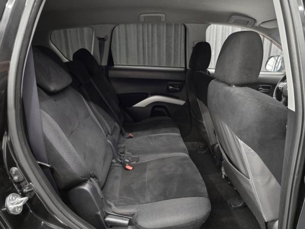 Mitsubishi Outlander II с пробегом 2007 года, цена 970 000 рублей, 235300 км, внедорожник, Автокод Объявления