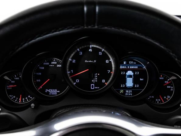 Porsche Cayenne II (958) с пробегом 2013 года, цена 2 500 000 рублей, 240667 км, внедорожник, Автокод Объявления