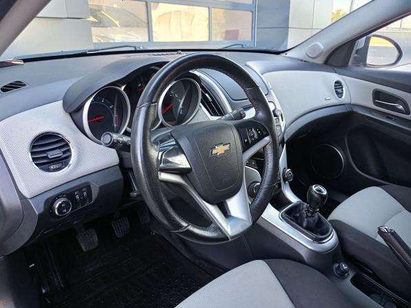 Chevrolet Cruze I Рестайлинг с пробегом 2013 года, цена 875 000 рублей, 96319 км, хэтчбек, Автокод Объявления