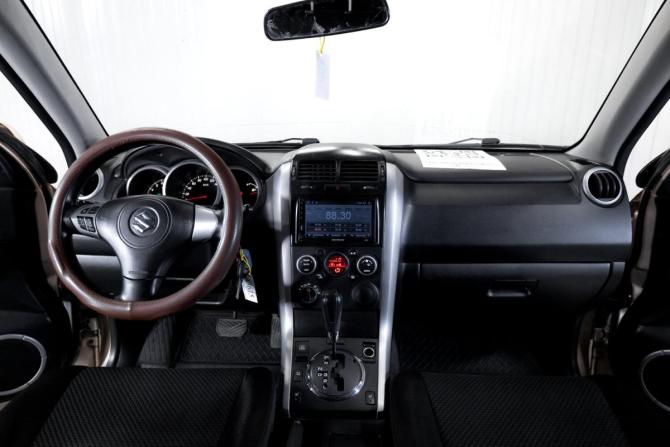 Suzuki Grand Vitara II Рестайлинг с пробегом 2011 года, цена 999 000 рублей, 230802 км, внедорожник, Автокод Объявления