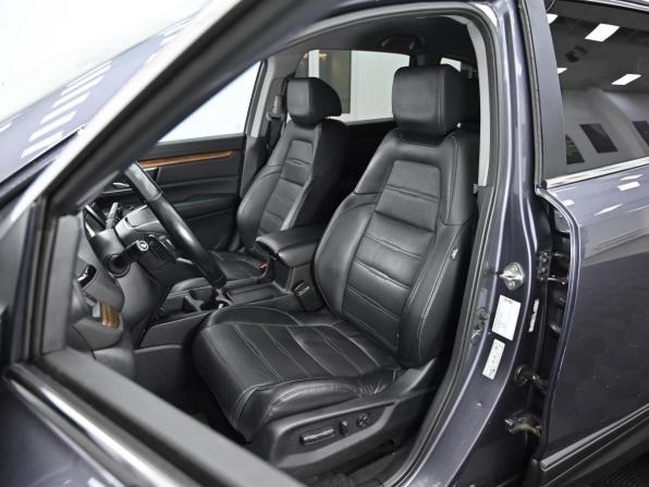 Honda CR-V V с пробегом 2017 года, цена 2 049 000 рублей, 151000 км, внедорожник, Автокод Объявления